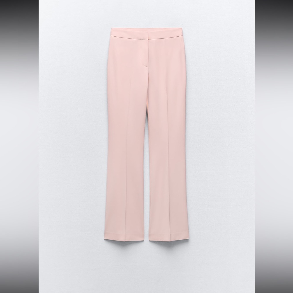 ZARA EUC Pink flare full length pants. Pink SZ.M, 28 inches long, 28 in waist